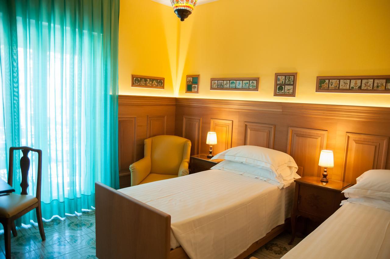 Hotel Palladio Giardini Naxos Exterior foto
